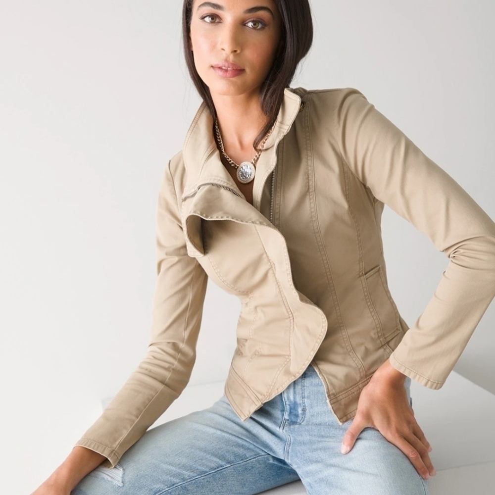 White House Black Market Fitted Ruffle Front Fashion Jacket